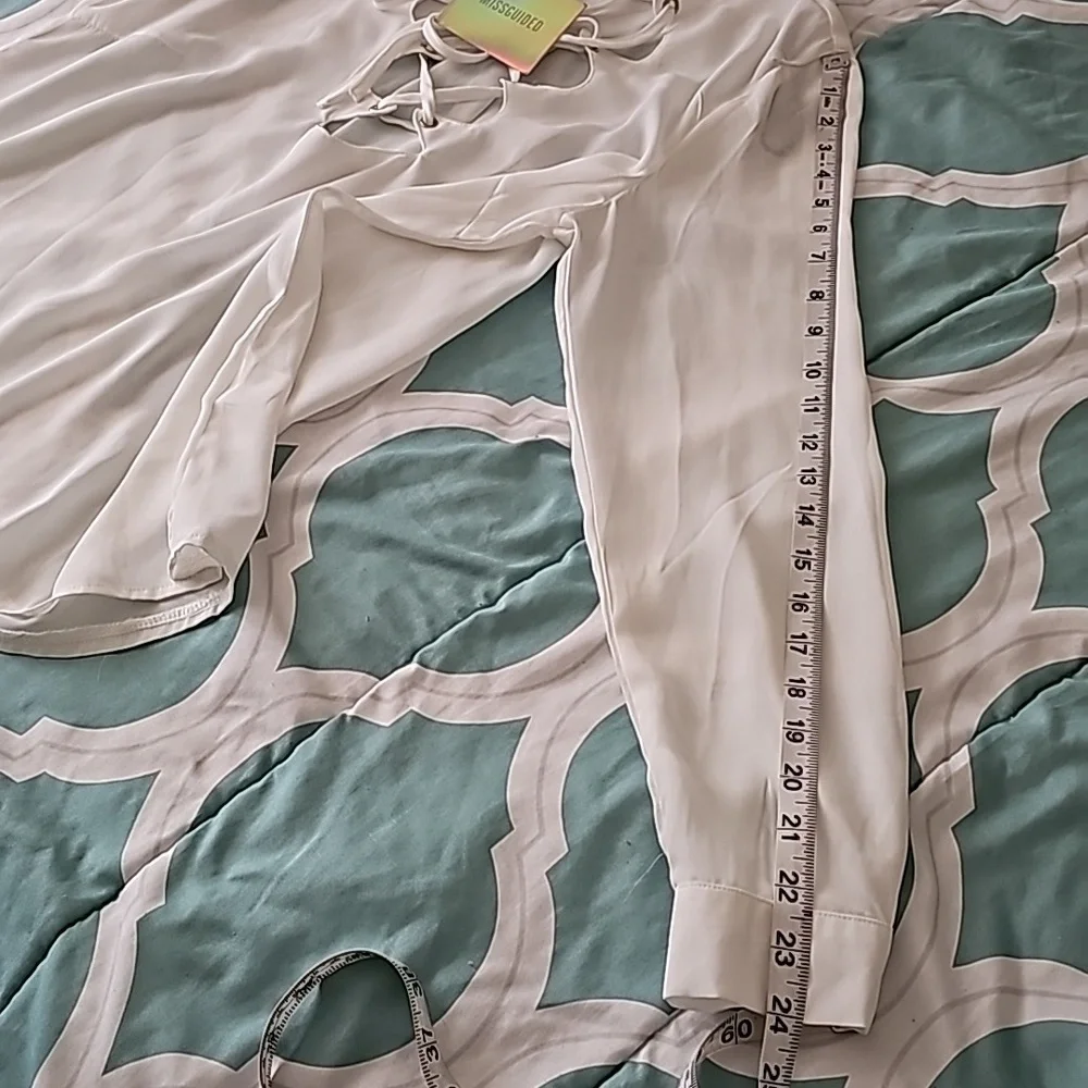 Missguided Scallop Lace up long sleeve Blouse Sz 8 - Picture 11 of 12